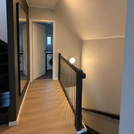 Apartament Spacious 3 Bedroom In
